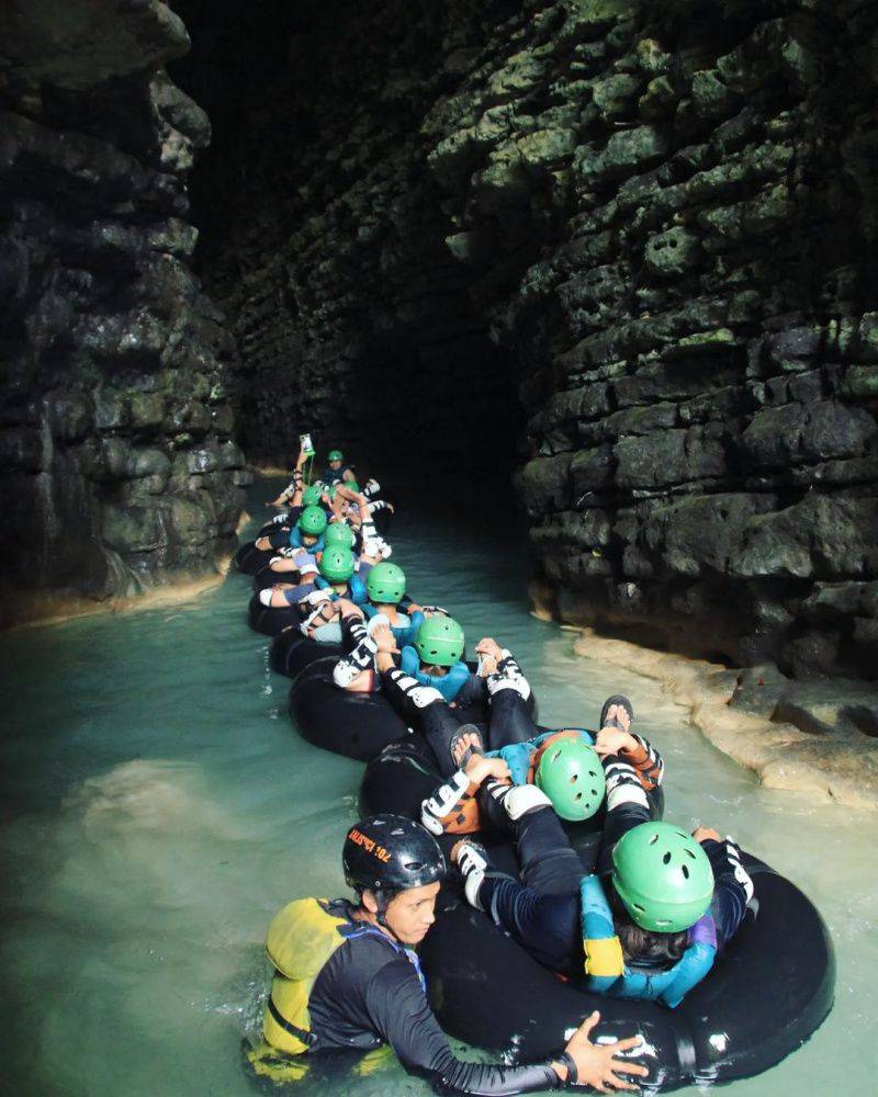 Menjelajahi Keindahan Alam 5 Wisata Gua Yogyakarta Yang Menguji Keberanianmu