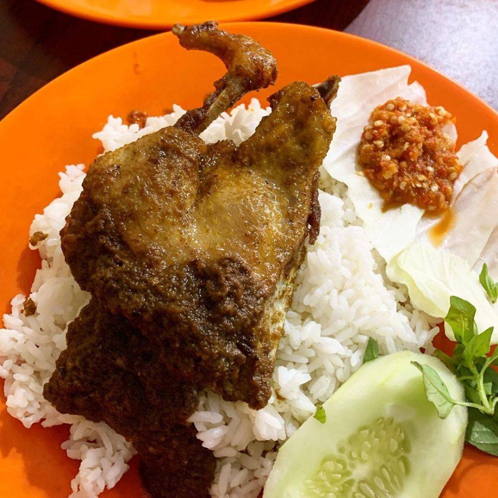 10 Restoran Bebek Surabaya Terlezat Yang Wajib Kamu Coba ! 8