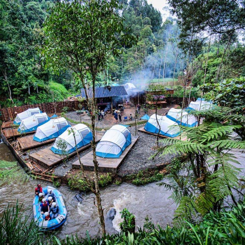 5 Camping Tepi Sungai Bandung Yang Menenangkan Syahdu Dan Sejuk 2