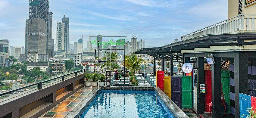 5 Hotel Jakarta Terbaik Dengan Fasilitas Kolam Renang Mulai dari Rp300 Ribuan