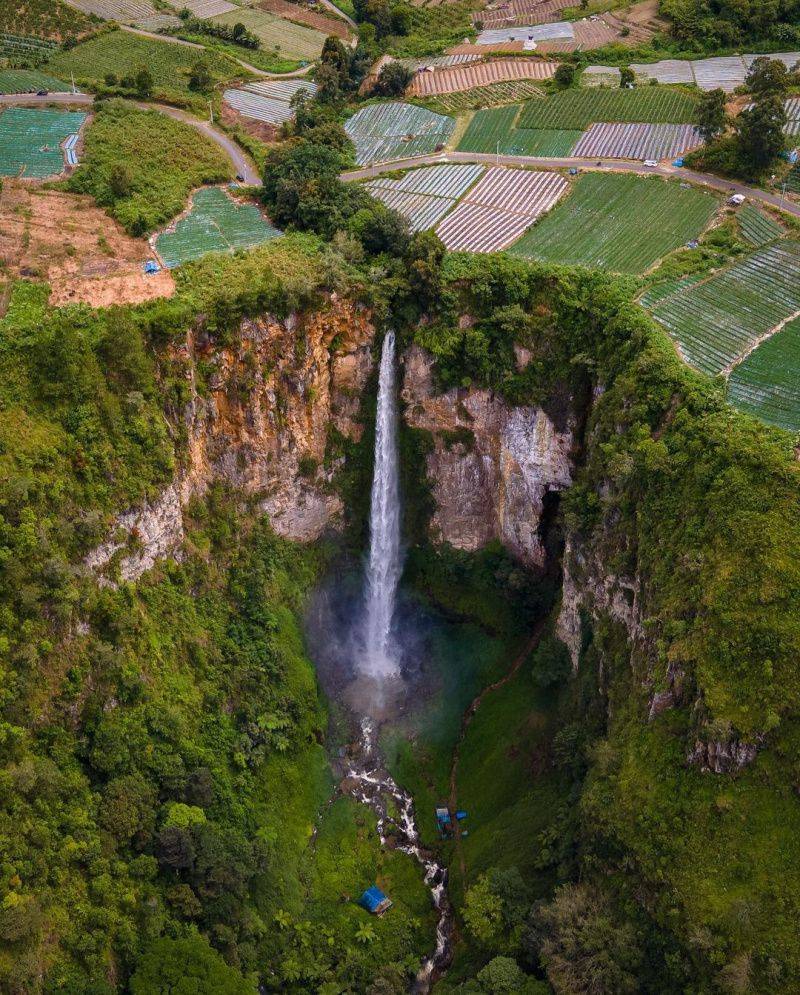 5 Rekomendasi Wisata Air Terjun Danau Toba Yang Wajib Kamu Kunjungi 4