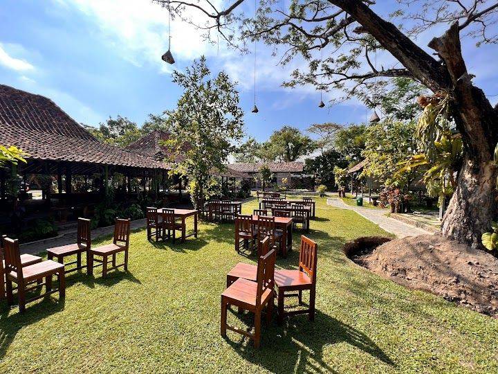 5 Restoran Instagramable Bantul Dengan Konsep Bangunan Tradisional Yang Estetik