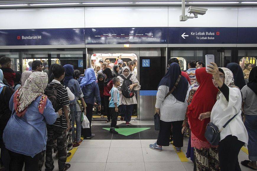 Jelajahi MRT Jakarta 2023 Jalur Layang dan Bawah Tanah untuk Kenyamanan Anda 2