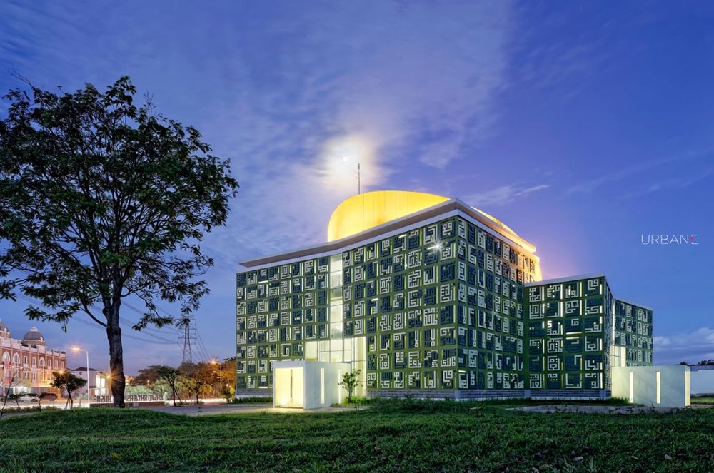 9 Masjid Karya Ridwan Kamil yang Wajib Dikunjungi untuk Pengalaman Wisata Religi yang Mendalam 5