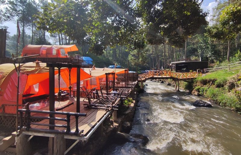 7 Wisata Glamping Pangalengan Bandung yang Menyegarkan Pikiran 2